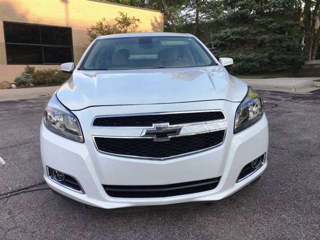 Chevrolet Malibu Limited 2016 photo 2